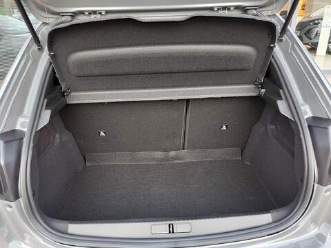 Peugeot 208 PureTech Allure - U976