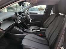 Peugeot 208 PureTech Allure 