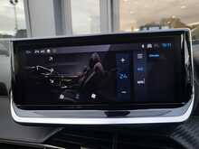 Peugeot 208 PureTech Allure 