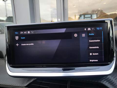 Peugeot 208 PureTech Allure - U976