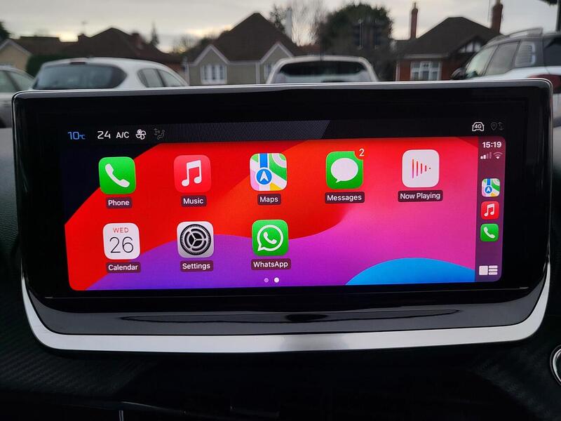 Peugeot 208 PureTech Allure - U976