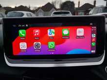 Peugeot 208 PureTech Allure 