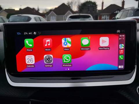 Peugeot 208 PureTech Allure - U976