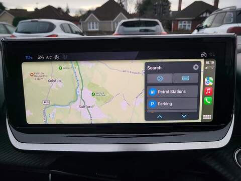 Peugeot 208 PureTech Allure - U976