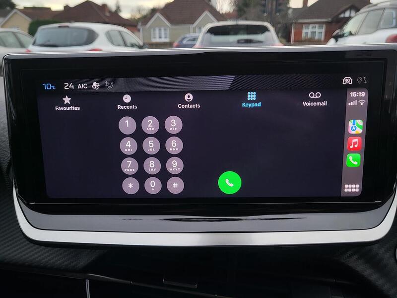 Peugeot 208 PureTech Allure - U976