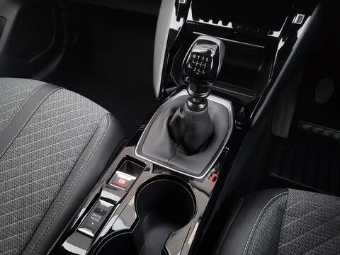 Peugeot 208 PureTech Allure - U976