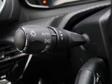 Peugeot 208 PureTech Allure 