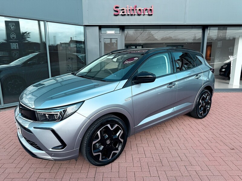 Vauxhall Grandland, 1.2 Turbo Ultimate SUV 5dr Petrol Auto Euro 6 (s/s) (130 ps)