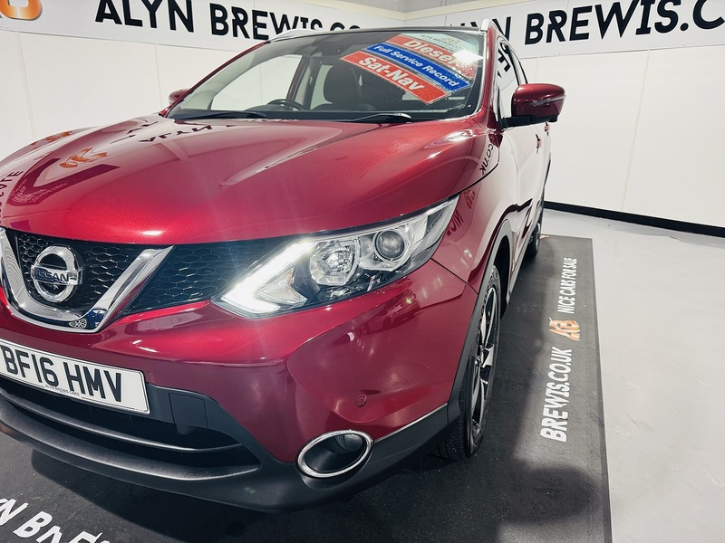 Nissan 1.5 dCi N-Connecta SUV 5dr Diesel Manual 2WD Euro 6 (s/s) (110 ps)