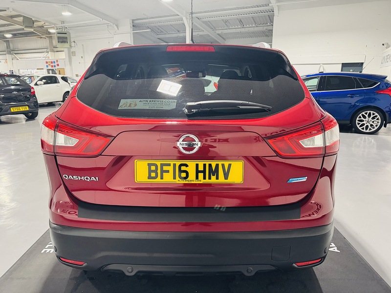 Nissan 1.5 dCi N-Connecta SUV 5dr Diesel Manual 2WD Euro 6 (s/s) (110 ps)