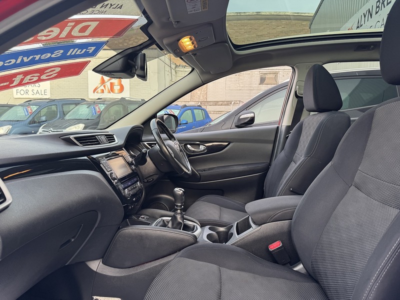 Nissan 1.5 dCi N-Connecta SUV 5dr Diesel Manual 2WD Euro 6 (s/s) (110 ps)