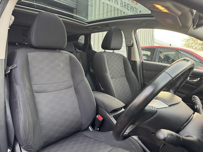 Nissan 1.5 dCi N-Connecta SUV 5dr Diesel Manual 2WD Euro 6 (s/s) (110 ps)