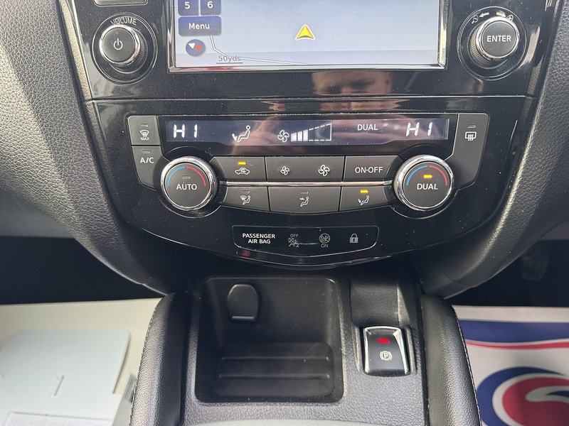 Nissan 1.5 dCi N-Connecta SUV 5dr Diesel Manual 2WD Euro 6 (s/s) (110 ps)