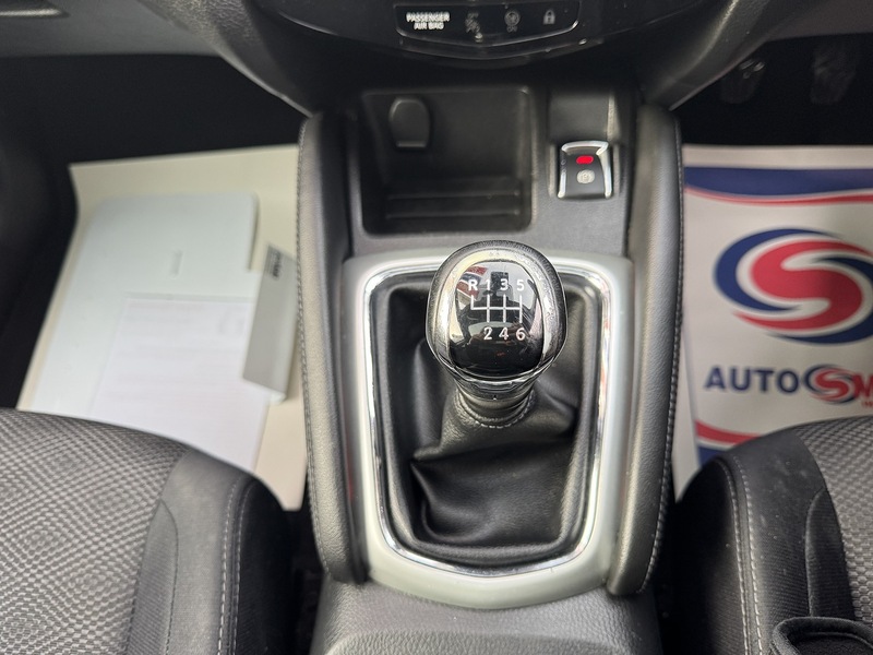 Nissan 1.5 dCi N-Connecta SUV 5dr Diesel Manual 2WD Euro 6 (s/s) (110 ps)