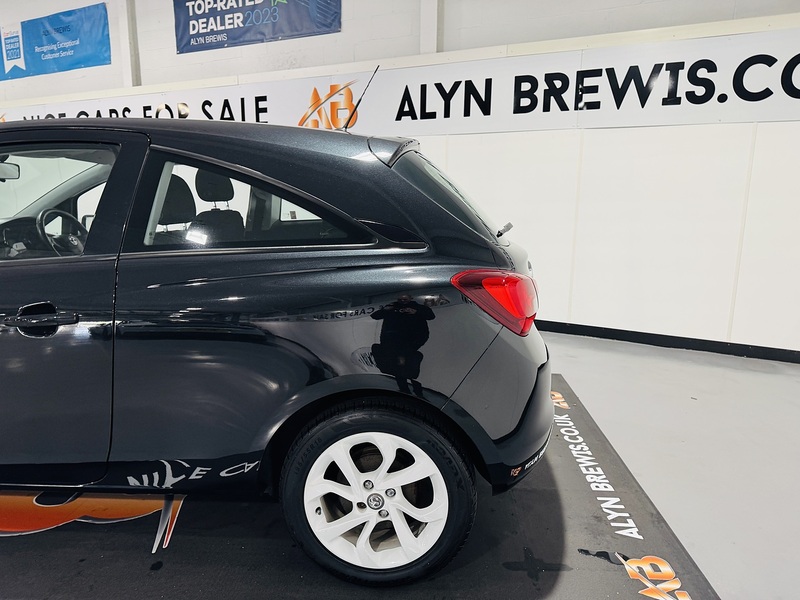 Vauxhall 1.2i Sting Hatchback 3dr Petrol Manual Euro 6 (70 ps)