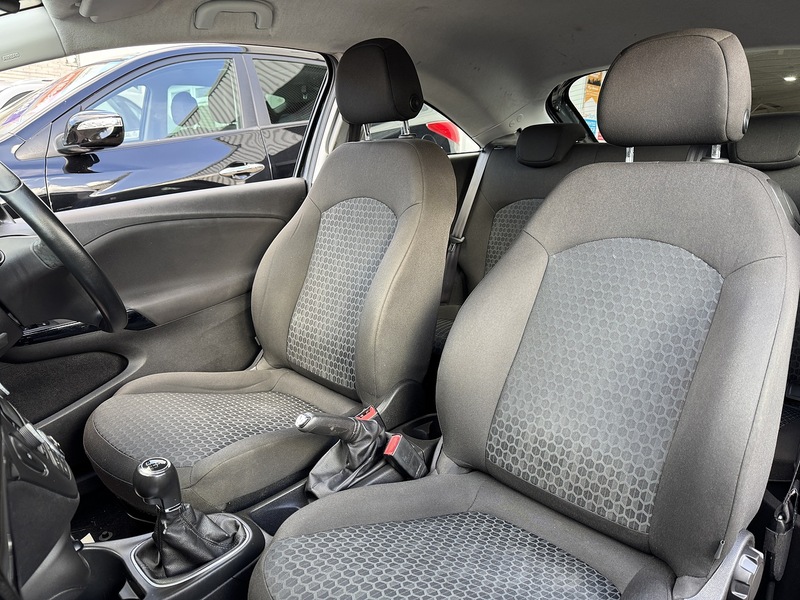 Vauxhall 1.2i Sting Hatchback 3dr Petrol Manual Euro 6 (70 ps)
