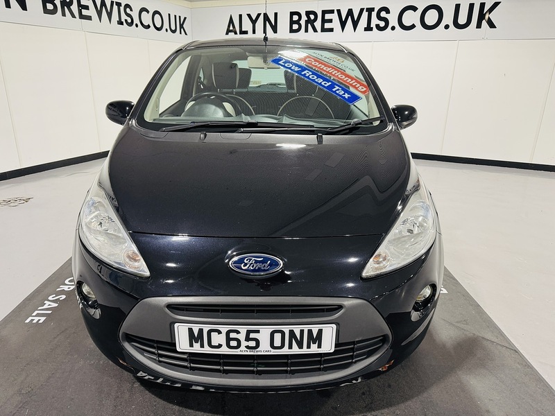Ford 1.2 Zetec Black Edition Hatchback 3dr Petrol Manual Euro 6 (s/s) (69 ps)