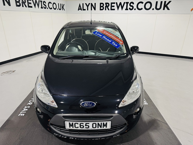 Ford 1.2 Zetec Black Edition Hatchback 3dr Petrol Manual Euro 6 (s/s) (69 ps)