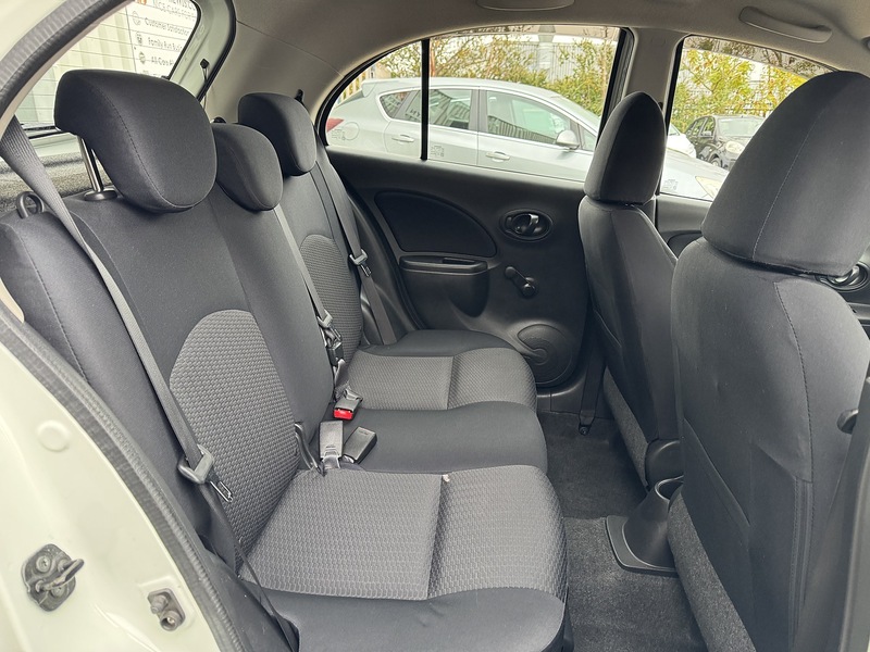 Nissan 1.2 DIG-S Acenta Hatchback 5dr Petrol Manual Euro 5 (s/s) (98 ps)