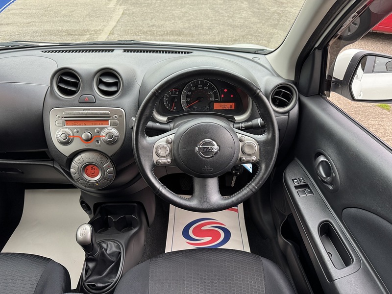 Nissan 1.2 DIG-S Acenta Hatchback 5dr Petrol Manual Euro 5 (s/s) (98 ps)