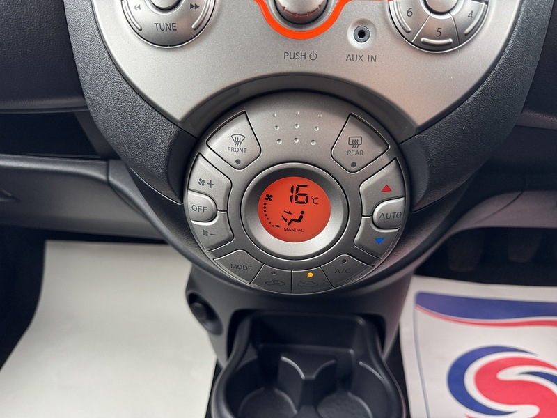 Nissan 1.2 DIG-S Acenta Hatchback 5dr Petrol Manual Euro 5 (s/s) (98 ps)