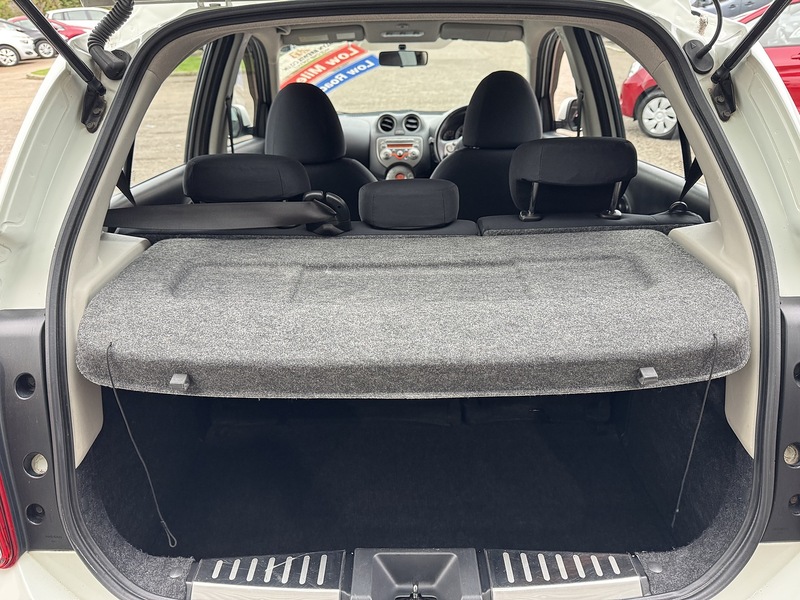 Nissan 1.2 DIG-S Acenta Hatchback 5dr Petrol Manual Euro 5 (s/s) (98 ps)