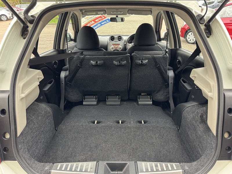 Nissan 1.2 DIG-S Acenta Hatchback 5dr Petrol Manual Euro 5 (s/s) (98 ps)