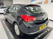 Vauxhall Astra CDTi ecoFLEX Excite