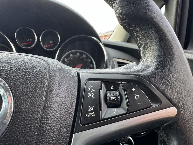 Vauxhall 1.7 CDTi ecoFLEX Excite Hatchback 5dr Diesel Manual Euro 5 (110 ps)