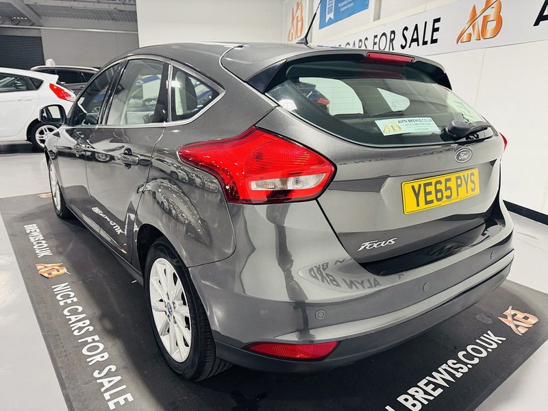 Ford 1.5 TDCi Titanium Hatchback 5dr Diesel Manual Euro 6 (s/s) (120 ps)