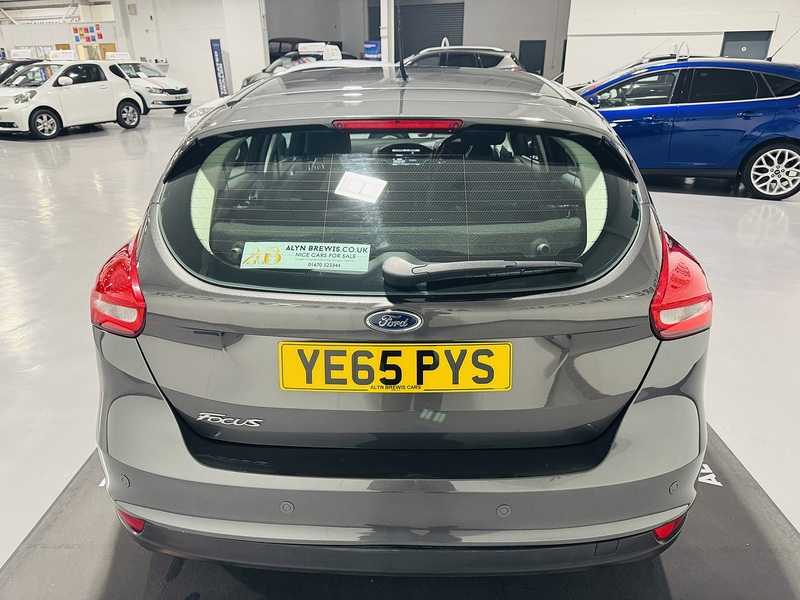 Ford 1.5 TDCi Titanium Hatchback 5dr Diesel Manual Euro 6 (s/s) (120 ps)