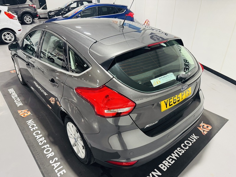 Ford 1.5 TDCi Titanium Hatchback 5dr Diesel Manual Euro 6 (s/s) (120 ps)