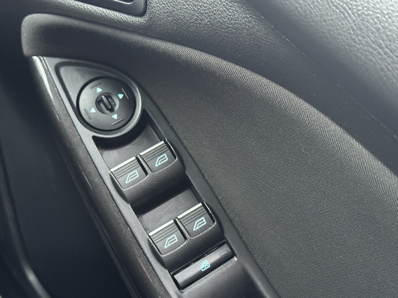 Ford 1.5 TDCi Titanium Hatchback 5dr Diesel Manual Euro 6 (s/s) (120 ps)