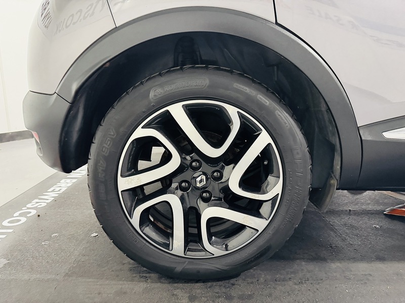 Renault 0.9 TCe ENERGY Dynamique S MediaNav SUV 5dr Petrol Manual Euro 5 (s/s) (90 ps)