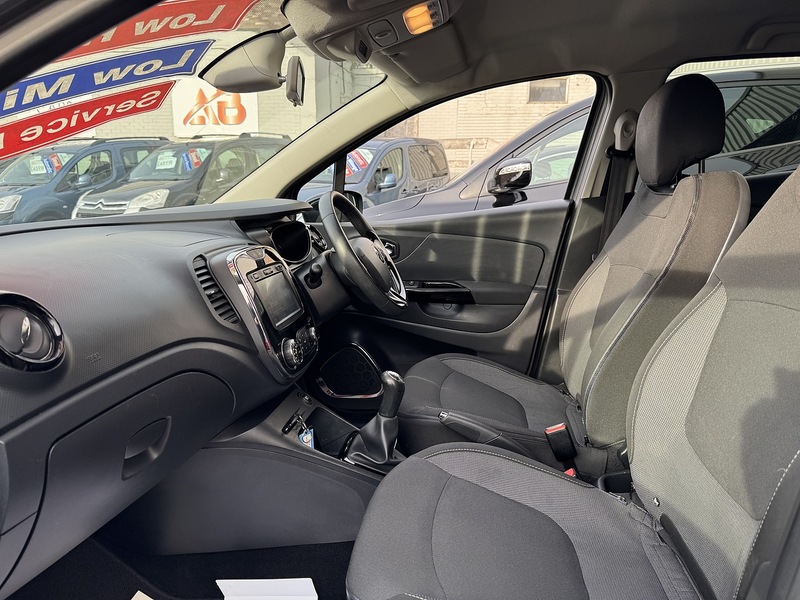 Renault 0.9 TCe ENERGY Dynamique S MediaNav SUV 5dr Petrol Manual Euro 5 (s/s) (90 ps)