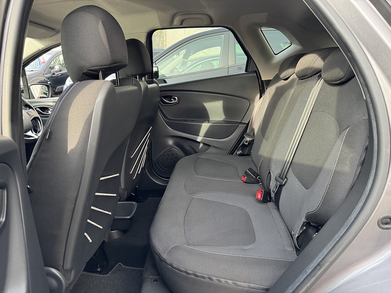 Renault 0.9 TCe ENERGY Dynamique S MediaNav SUV 5dr Petrol Manual Euro 5 (s/s) (90 ps)