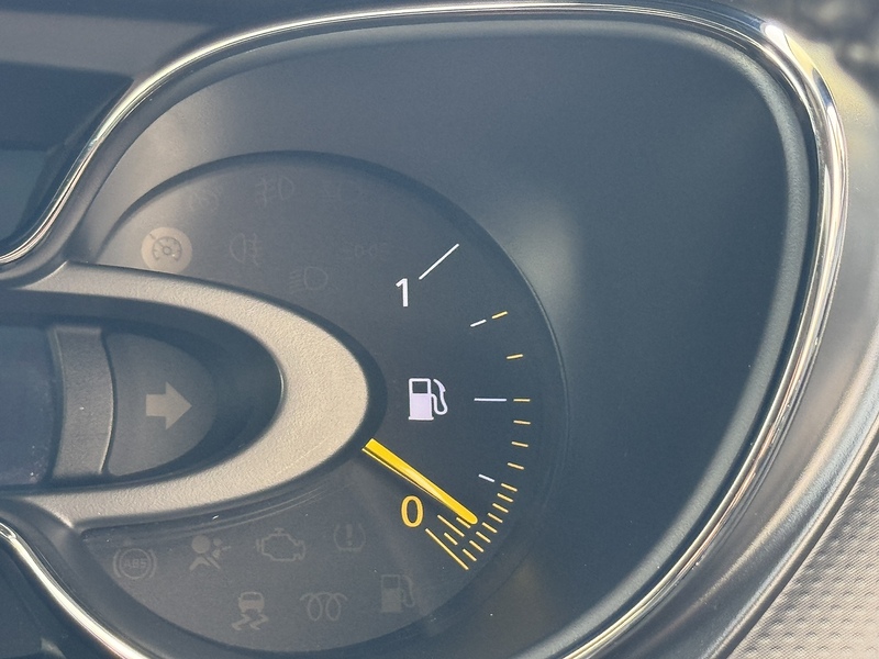 Renault 0.9 TCe ENERGY Dynamique S MediaNav SUV 5dr Petrol Manual Euro 5 (s/s) (90 ps)