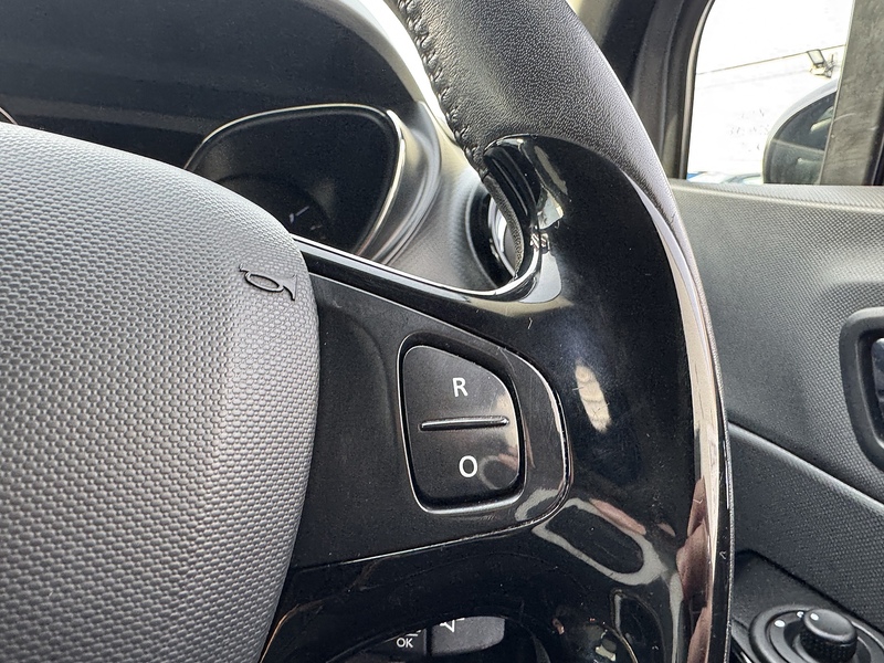 Renault 0.9 TCe ENERGY Dynamique S MediaNav SUV 5dr Petrol Manual Euro 5 (s/s) (90 ps)