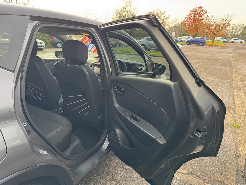 Renault 0.9 TCe ENERGY Dynamique S MediaNav SUV 5dr Petrol Manual Euro 5 (s/s) (90 ps)