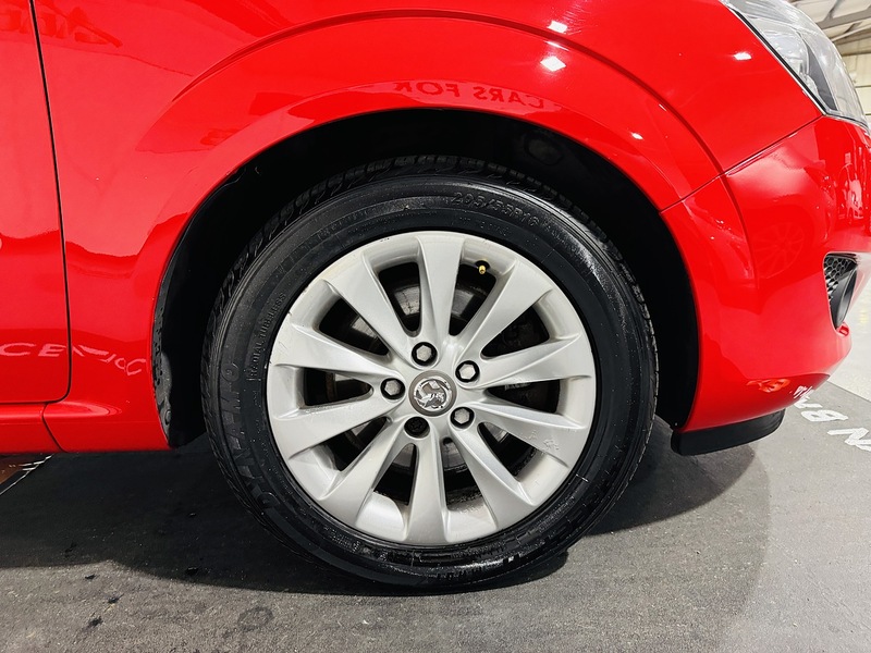 Vauxhall 1.7 CDTi ecoFLEX Design MPV 5dr Diesel Manual Euro 5 (SNav) (110 ps)