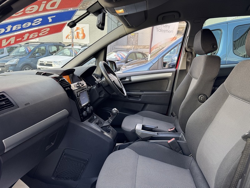 Vauxhall 1.7 CDTi ecoFLEX Design MPV 5dr Diesel Manual Euro 5 (SNav) (110 ps)