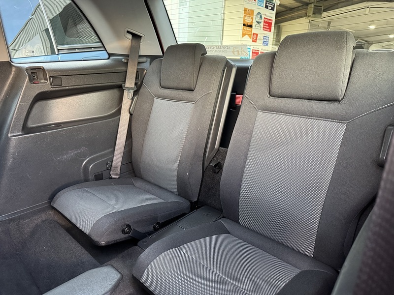 Vauxhall 1.7 CDTi ecoFLEX Design MPV 5dr Diesel Manual Euro 5 (SNav) (110 ps)