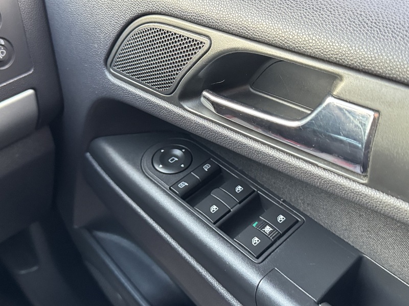 Vauxhall 1.7 CDTi ecoFLEX Design MPV 5dr Diesel Manual Euro 5 (SNav) (110 ps)