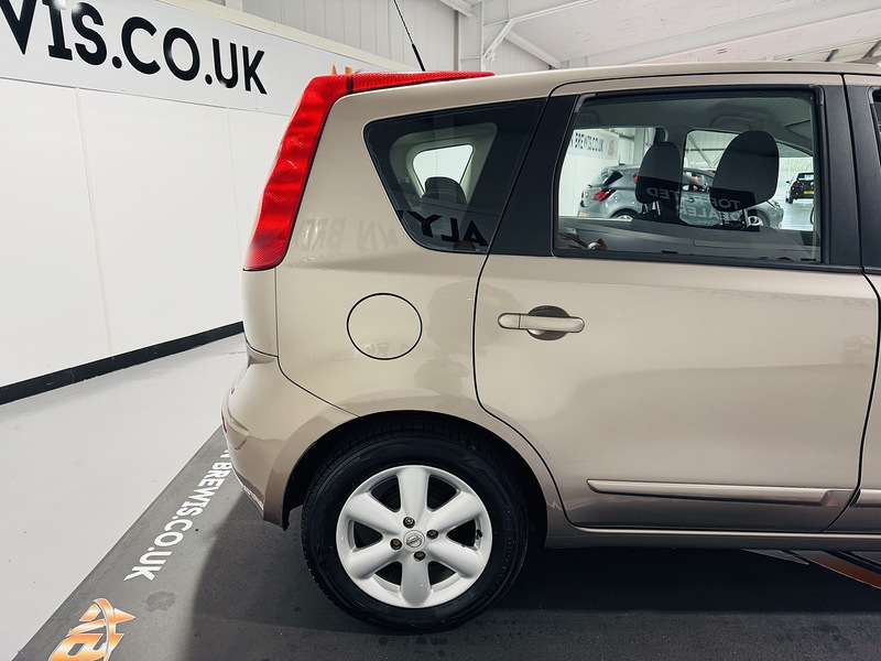 Nissan 1.4 16V Acenta Hatchback 5dr Petrol Manual Euro 4 (88 ps)