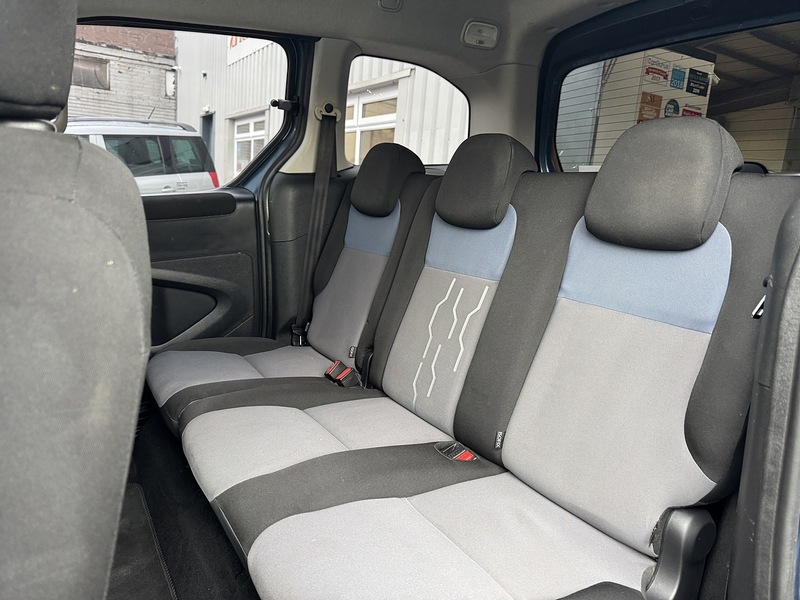 Peugeot 1.6 BlueHDi Active MPV 5dr Diesel ETG Euro 6 (s/s) (100 ps)