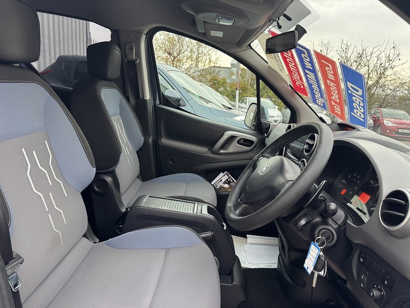 Peugeot 1.6 BlueHDi Active MPV 5dr Diesel ETG Euro 6 (s/s) (100 ps)