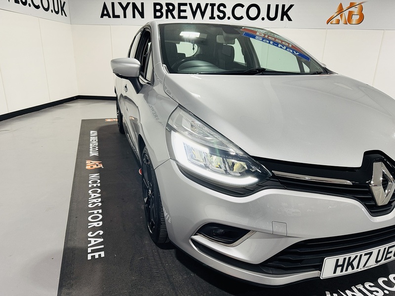 Renault 1.5 dCi Dynamique S Nav Hatchback 5dr Diesel Manual Euro 6 (s/s) (90 ps)