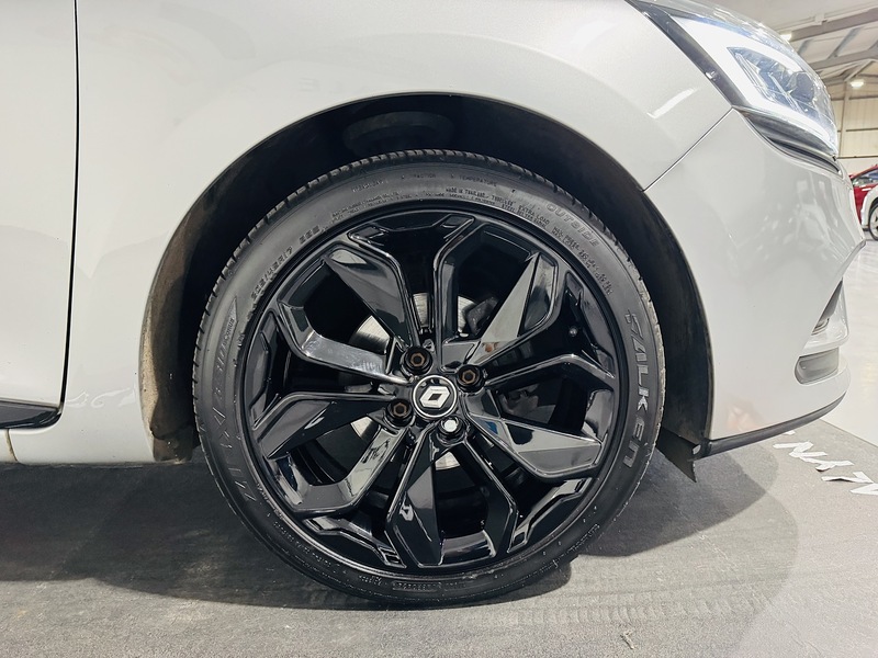 Renault 1.5 dCi Dynamique S Nav Hatchback 5dr Diesel Manual Euro 6 (s/s) (90 ps)