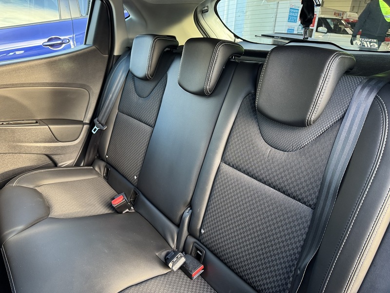 Renault 1.5 dCi Dynamique S Nav Hatchback 5dr Diesel Manual Euro 6 (s/s) (90 ps)