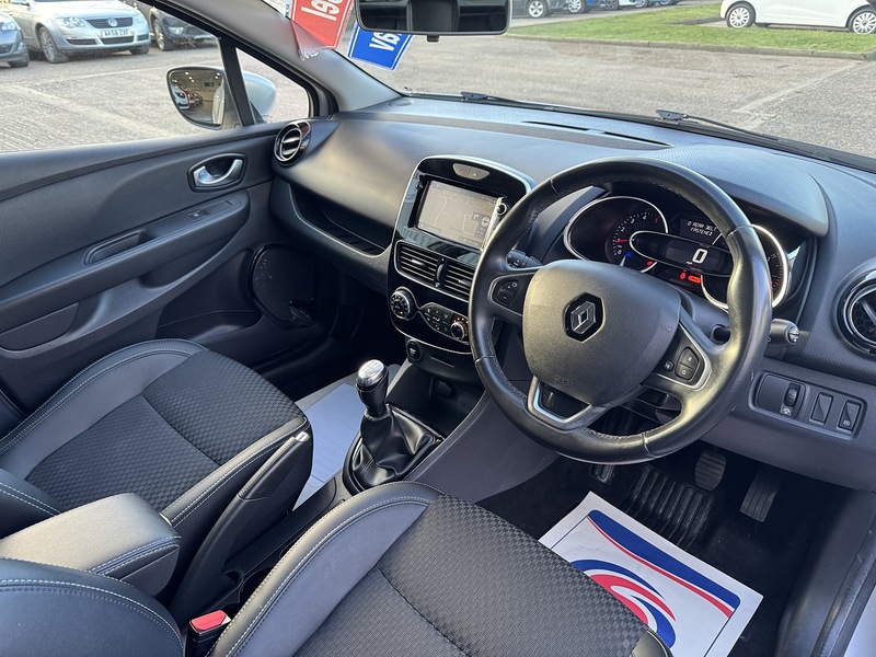 Renault 1.5 dCi Dynamique S Nav Hatchback 5dr Diesel Manual Euro 6 (s/s) (90 ps)